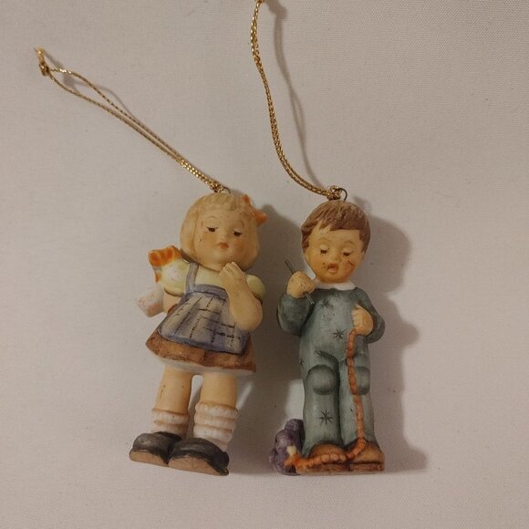 Goebel 1997 Figures x2 BERTA HUMMEL Christmas Ornaments - Picture 1 of 7